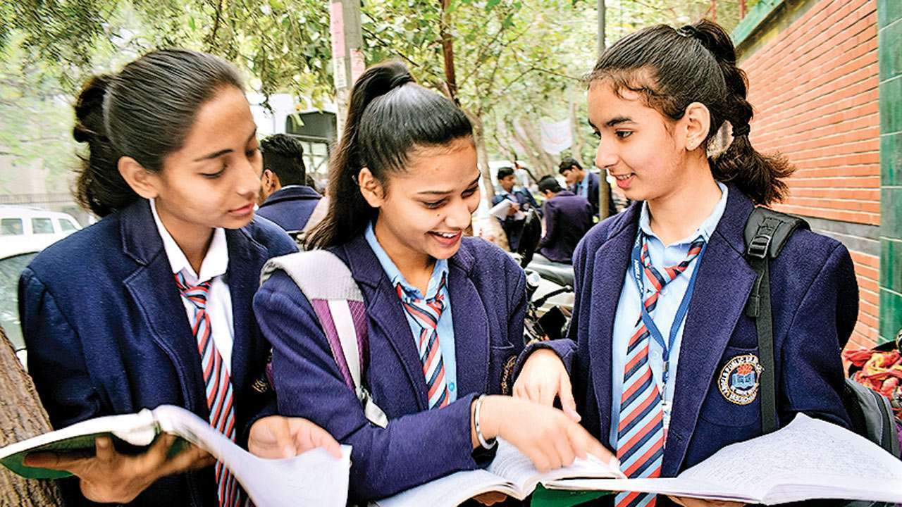 The Central Board of Secondary Education (CBSE) creates the curriculum for grades 1 through 12