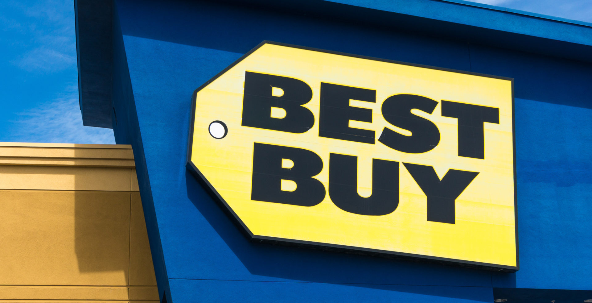 Tech heads: How To Save Money When Shopping at Best Buy