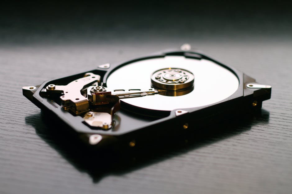 How Do Disc Drives Work? A Technology Guide