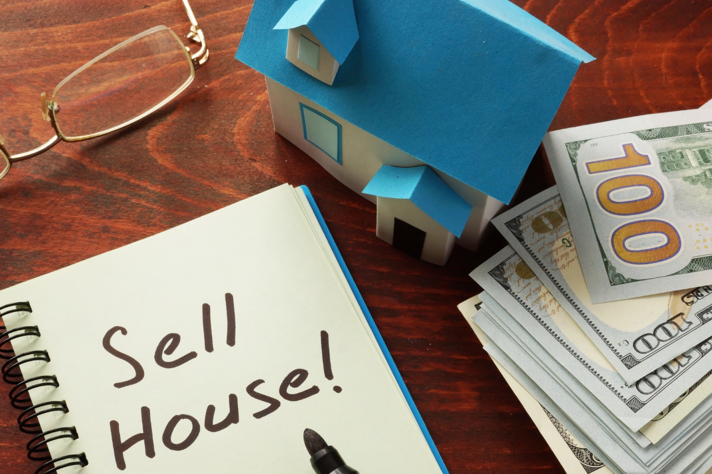 How Long Should You Stay in a House Before Selling It?